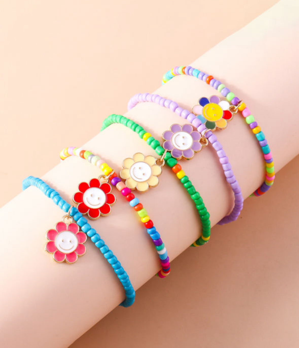 5 Piece Smiley Flower Bracelets