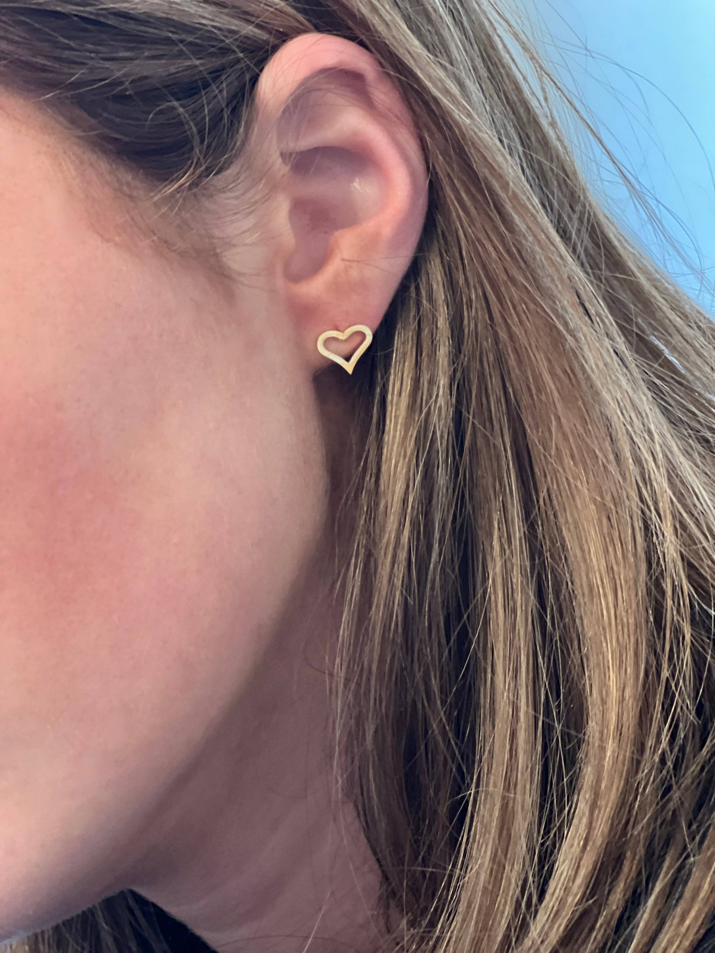 Heart Gold Stud Earrings