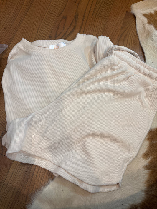 Long sleeve short set