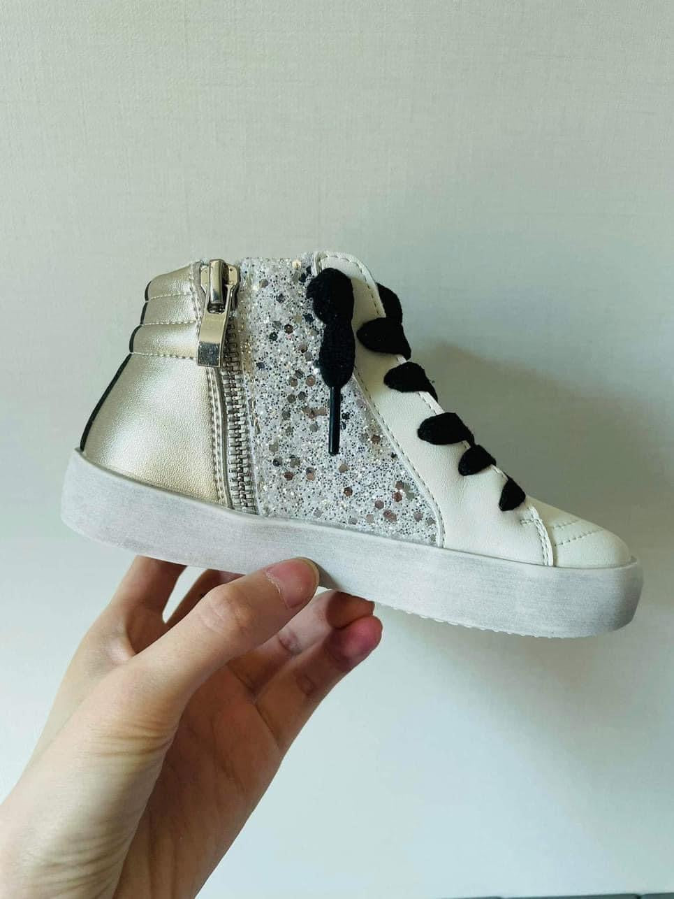 Black & Gold Star Sneakers