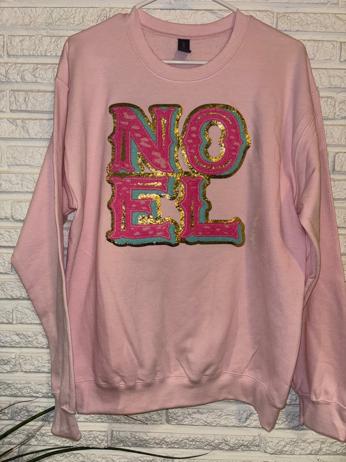 Noel Sweatshirts