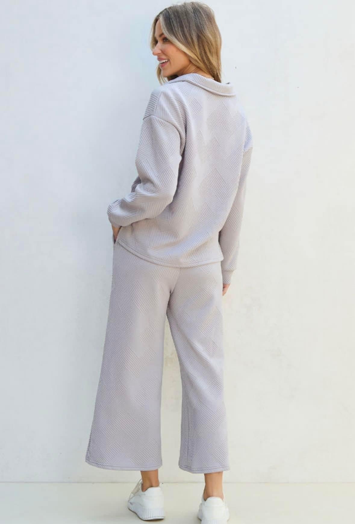 Pre-order Textured Collared V-Neck Pullover & Pants Set